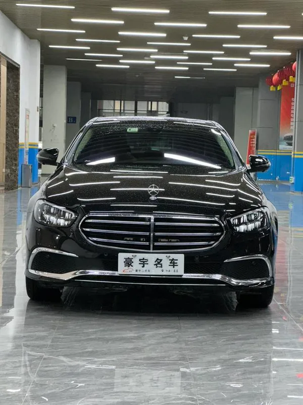 Mercedes-Benz E-Class 2023 Restyling E 300 L Luxury type Passenger car exterior photo 3 Mercedes-Benz E-Class 2023 Restyling E 300 L Luxury type Passenger car exterior photo 3