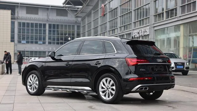 Audi Q5L 2022 40T Deluxe Dynamic exterior photo 6 Audi Q5L 2022 40T Deluxe Dynamic exterior photo 6