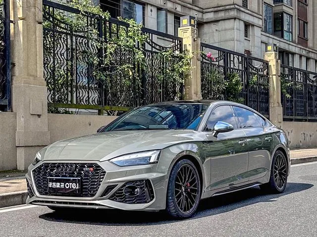 Audi S5 2023 3.0T Sportback exterior foto 1 Audi S5 2023 3.0T Sportback exterior foto 1