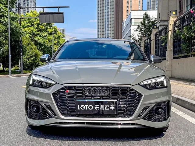 Audi S5 2023 3.0T Sportback exterior foto 2 Audi S5 2023 3.0T Sportback exterior foto 2