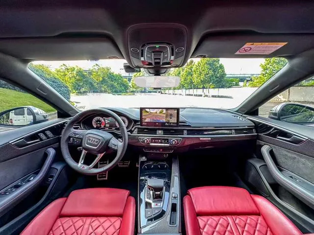 Audi S5 2023 3.0T Sportback interior foto 11 Audi S5 2023 3.0T Sportback interior foto 11