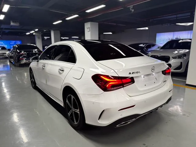 Mercedes-Benz A-Class 2022 A 200 L Sport Sedan Fashion Edition exterior photo 7 Mercedes-Benz A-Class 2022 A 200 L Sport Sedan Fashion Edition exterior photo 7