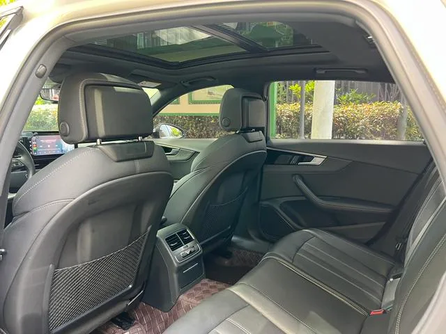 Audi A4L 2023 40 TFSI Deluxe Dynamic interior photo 14 Audi A4L 2023 40 TFSI Deluxe Dynamic interior photo 14