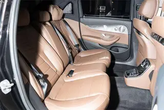 Mercedes-Benz E-Class 2022 E 300 L Luxury type sports car interior photo 18 Mercedes-Benz E-Class 2022 E 300 L Luxury type sports car interior photo 18