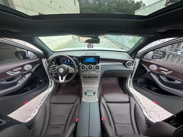 Mercedes-Benz GLC 2022 Reforma GLC 300 L 4MATIC Dinámico interior foto 8 Mercedes-Benz GLC 2022 Reforma GLC 300 L 4MATIC Dinámico interior foto 8