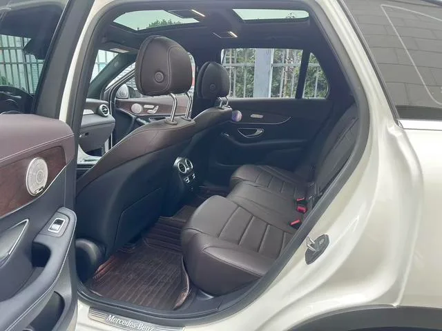 Mercedes-Benz GLC 2022 Reforma GLC 300 L 4MATIC Dinámico interior foto 12 Mercedes-Benz GLC 2022 Reforma GLC 300 L 4MATIC Dinámico interior foto 12