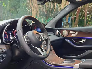 Mercedes-Benz GLC 2022 Reforma GLC 300 L 4MATIC Edición tibetana dinámica interior foto 8 Mercedes-Benz GLC 2022 Reforma GLC 300 L 4MATIC Edición tibetana dinámica interior foto 8