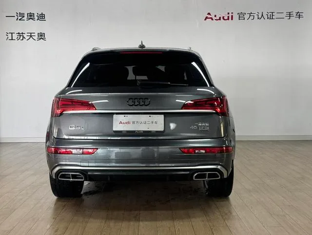 Audi Q5L 2022 Reforma 40T Deluxe dinámico exterior foto 5 Audi Q5L 2022 Reforma 40T Deluxe dinámico exterior foto 5
