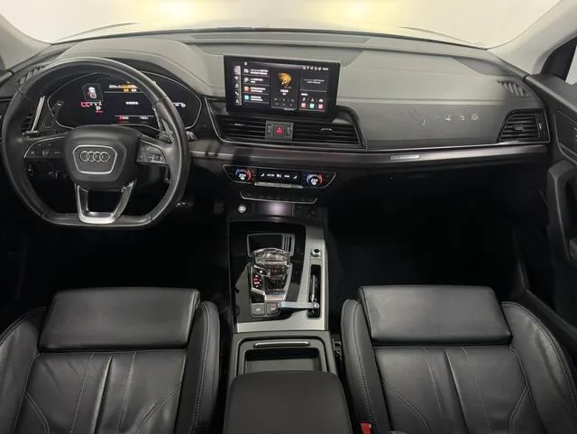 Audi Q5L 2022 Reforma 40T Deluxe dinámico interior foto 8 Audi Q5L 2022 Reforma 40T Deluxe dinámico interior foto 8