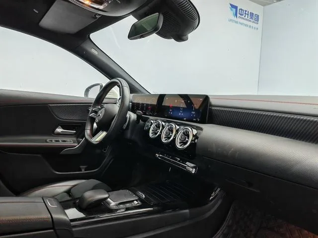 Mercedes-Benz A-Class 2023 A 200 L Sport Sedan Fashion Edition interior photo 15 Mercedes-Benz A-Class 2023 A 200 L Sport Sedan Fashion Edition interior photo 15
