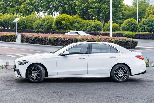 Mercedes-Benz C-Class 2023 Restyling C 260 L Sports version exterior photo 5 Mercedes-Benz C-Class 2023 Restyling C 260 L Sports version exterior photo 5