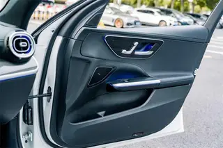 Mercedes-Benz C-Class 2023 Restyling C 260 L Sports version interior photo 11 Mercedes-Benz C-Class 2023 Restyling C 260 L Sports version interior photo 11