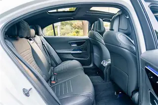 Mercedes-Benz C-Class 2023 Restyling C 260 L Sports version interior photo 17 Mercedes-Benz C-Class 2023 Restyling C 260 L Sports version interior photo 17