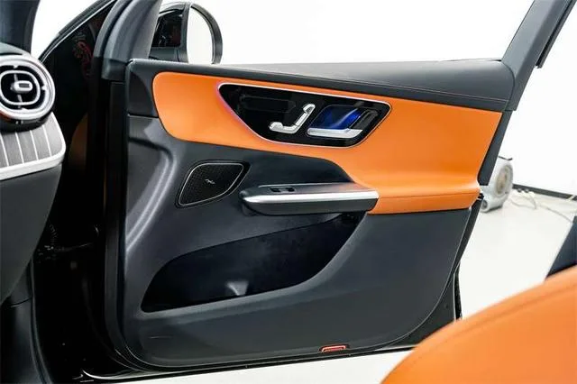 Mercedes-Benz GLC 2023 Reforma GLC 300 L 4MATIC Dinámico 5 Asiento interior foto 15 Mercedes-Benz GLC 2023 Reforma GLC 300 L 4MATIC Dinámico 5 Asiento interior foto 15