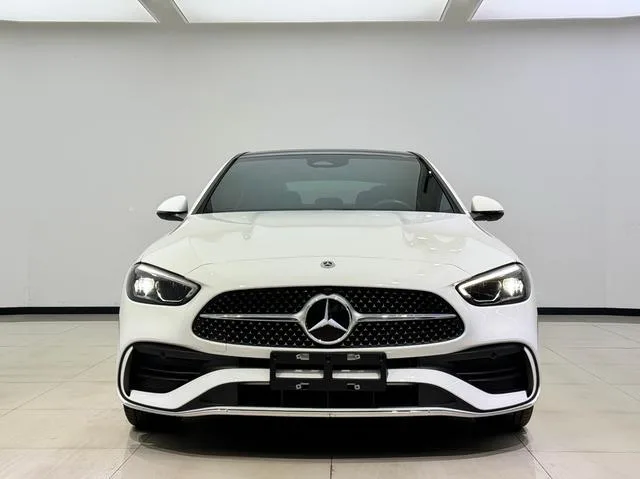 Mercedes-Benz C-Class 2023 Restyling C 260 L Sports version exterior photo 2 Mercedes-Benz C-Class 2023 Restyling C 260 L Sports version exterior photo 2