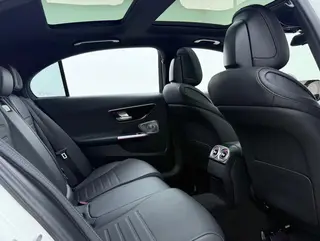 Mercedes-Benz C-Class 2023 Restyling C 260 L Sports version interior photo 9 Mercedes-Benz C-Class 2023 Restyling C 260 L Sports version interior photo 9