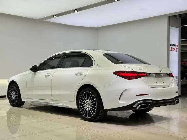 Mercedes-Benz C-Class 2023 Restyling C 260 L Sports version interior photo 10 Mercedes-Benz C-Class 2023 Restyling C 260 L Sports version interior photo 10