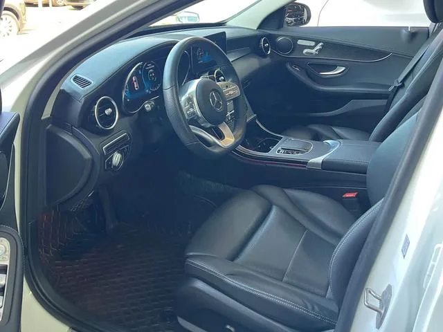 Mercedes-Benz C-Class 2021 C 260 L Sports version exterior photo 4 Mercedes-Benz C-Class 2021 C 260 L Sports version exterior photo 4