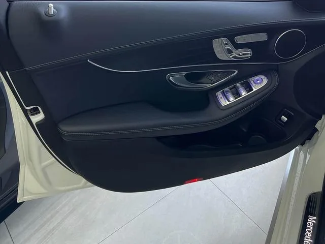 Mercedes-Benz C-Class 2021 C 260 L Sports version interior photo 12 Mercedes-Benz C-Class 2021 C 260 L Sports version interior photo 12