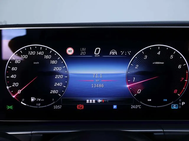 Mercedes-Benz GLE (Imported) 2024 GLE 350 4MATIC Estilo de moda interior foto 16 Mercedes-Benz GLE (Imported) 2024 GLE 350 4MATIC Estilo de moda interior foto 16