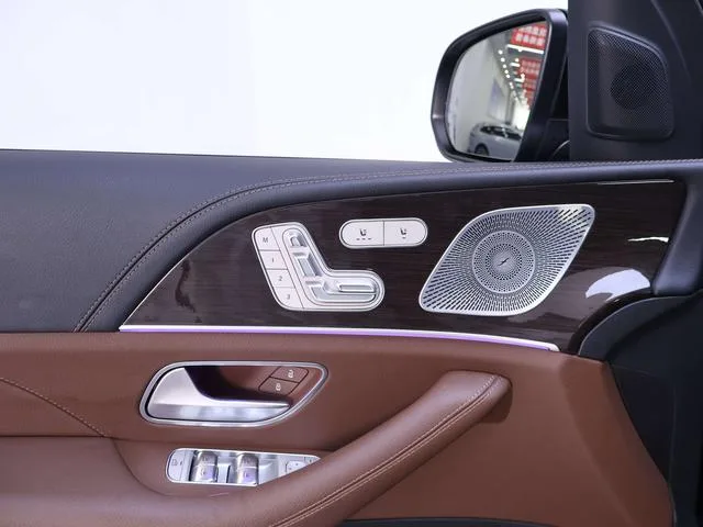 Mercedes-Benz GLE (Imported) 2024 GLE 350 4MATIC Estilo de moda interior foto 18 Mercedes-Benz GLE (Imported) 2024 GLE 350 4MATIC Estilo de moda interior foto 18
