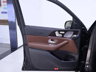Mercedes-Benz GLE (Imported) 2024 GLE 350 4MATIC Estilo de moda interior foto 19 Mercedes-Benz GLE (Imported) 2024 GLE 350 4MATIC Estilo de moda interior foto 19