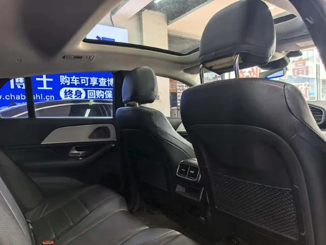 Mercedes-Benz GLE Coupe 2020 GLE 350 4MATIC Coupé SUV De lujo interior foto 9 Mercedes-Benz GLE Coupe 2020 GLE 350 4MATIC Coupé SUV De lujo interior foto 9
