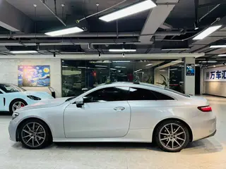 Mercedes-Benz E-Class (Imported) 2023 E 260 Coupé extérieur photo 3 Mercedes-Benz E-Class (Imported) 2023 E 260 Coupé extérieur photo 3