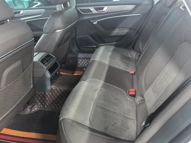 Audi A7L 2024 45 TFSI S-line Conjunto de cristal de flujo de construcción de sueños interior foto 10