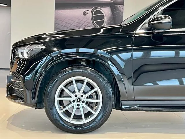 Mercedes-Benz GLE (Imported) 2021 GLE 350 4MATIC Estilo de moda exterior foto 4 Mercedes-Benz GLE (Imported) 2021 GLE 350 4MATIC Estilo de moda exterior foto 4