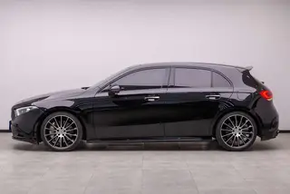 Mercedes-Benz Mercedes-AMG A-Class 2023 AMG A 35 4MATIC exterior foto 4 Mercedes-Benz Mercedes-AMG A-Class 2023 AMG A 35 4MATIC exterior foto 4