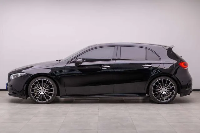 Mercedes-Benz Mercedes-AMG A-Class 2023 AMG A 35 4MATIC exterior foto 4 Mercedes-Benz Mercedes-AMG A-Class 2023 AMG A 35 4MATIC exterior foto 4