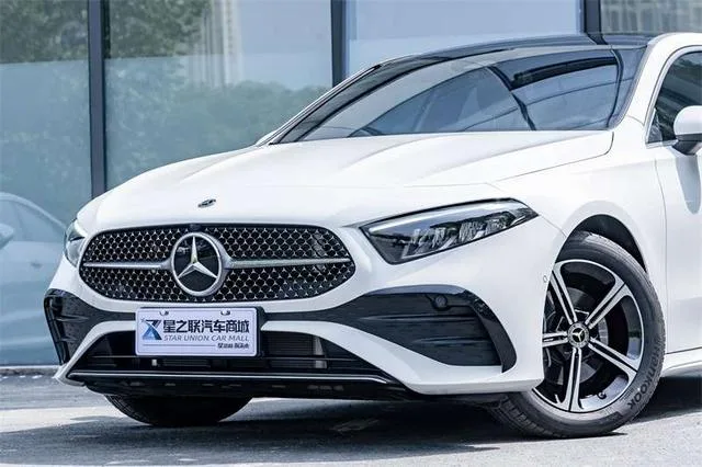 Mercedes-Benz A-Class 2025 A 200 L Fashion Edition exterior photo 2 Mercedes-Benz A-Class 2025 A 200 L Fashion Edition exterior photo 2