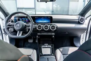 Mercedes-Benz A-Class 2025 A 200 L Fashion Edition interior photo 13 Mercedes-Benz A-Class 2025 A 200 L Fashion Edition interior photo 13