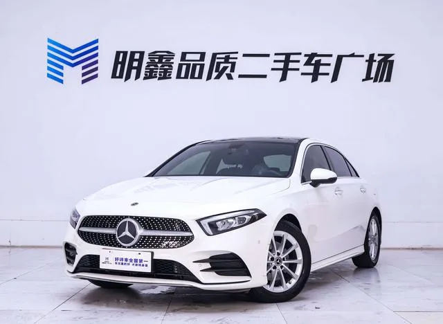 Mercedes-Benz A-Class 2021 A 200 L Sport Sedan Fashion Edition exterior photo 1 Mercedes-Benz A-Class 2021 A 200 L Sport Sedan Fashion Edition exterior photo 1