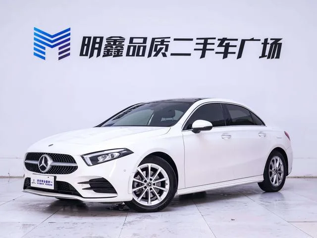 Mercedes-Benz A-Class 2021 A 200 L Sport Sedan Fashion Edition exterior photo 3 Mercedes-Benz A-Class 2021 A 200 L Sport Sedan Fashion Edition exterior photo 3