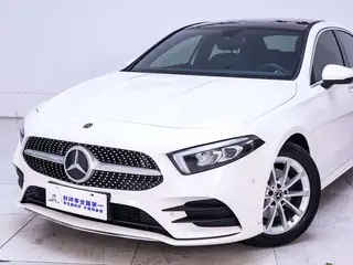 Mercedes-Benz A-Class 2021 A 200 L Sport Sedan Fashion Edition exterior photo 4 Mercedes-Benz A-Class 2021 A 200 L Sport Sedan Fashion Edition exterior photo 4