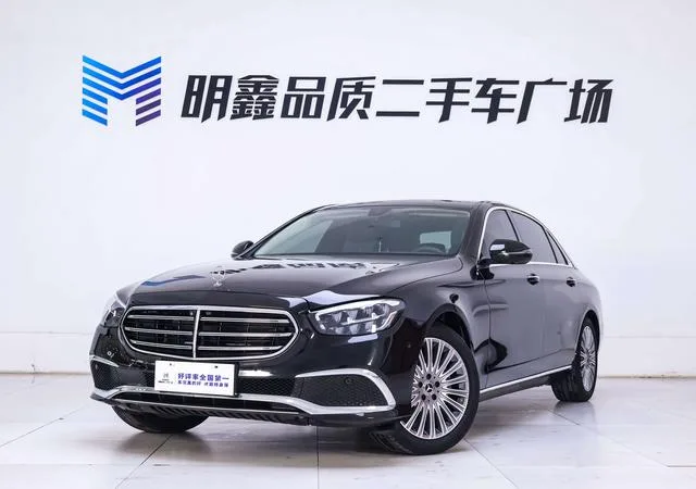Mercedes-Benz E-Class 2022 Segundo cambio E 300 L De lujo Coche exterior foto 1 Mercedes-Benz E-Class 2022 Segundo cambio E 300 L De lujo Coche exterior foto 1