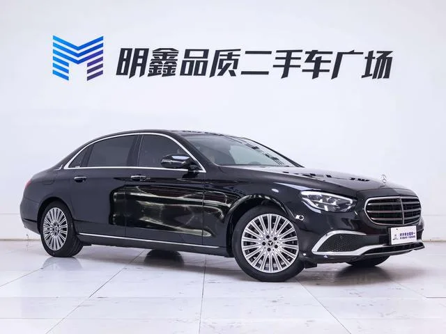 Mercedes-Benz E-Class 2022 Segundo cambio E 300 L De lujo Coche exterior foto 6 Mercedes-Benz E-Class 2022 Segundo cambio E 300 L De lujo Coche exterior foto 6