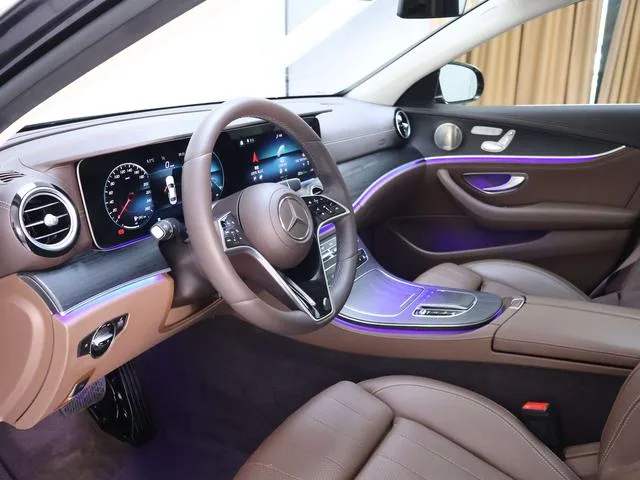 Mercedes-Benz E-Class 2022 Segundo cambio E 300 L De lujo Coche interior foto 12 Mercedes-Benz E-Class 2022 Segundo cambio E 300 L De lujo Coche interior foto 12