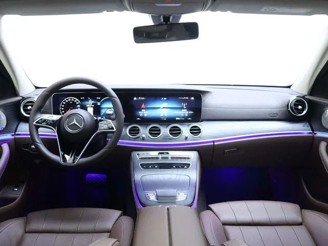 Mercedes-Benz E-Class 2022 Segundo cambio E 300 L De lujo Coche interior foto 14 Mercedes-Benz E-Class 2022 Segundo cambio E 300 L De lujo Coche interior foto 14