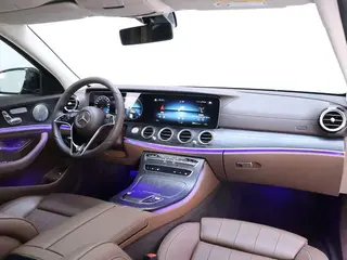 Mercedes-Benz E-Class 2022 Segundo cambio E 300 L De lujo Coche interior foto 20 Mercedes-Benz E-Class 2022 Segundo cambio E 300 L De lujo Coche interior foto 20