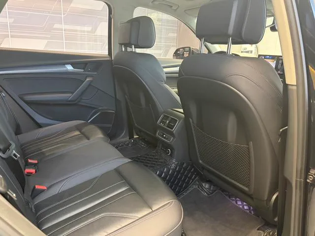 Audi Q5L 2023 45T Deluxe Dynamic interior photo 9 Audi Q5L 2023 45T Deluxe Dynamic interior photo 9