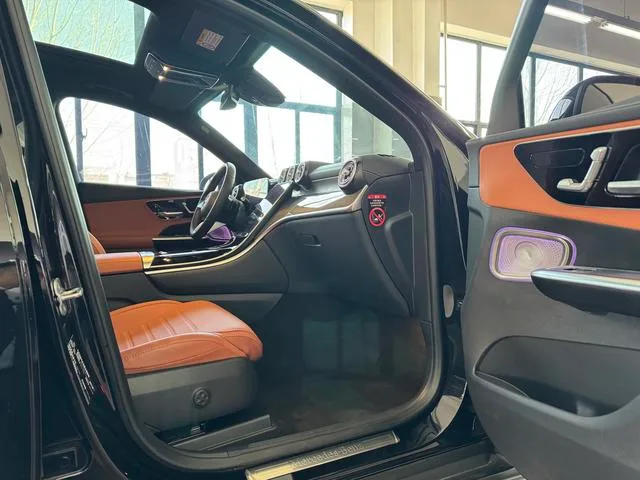 Mercedes-Benz GLC 2023 Reforma GLC 260 L 4MATIC Dinámico 5 Asiento interior foto 14 Mercedes-Benz GLC 2023 Reforma GLC 260 L 4MATIC Dinámico 5 Asiento interior foto 14