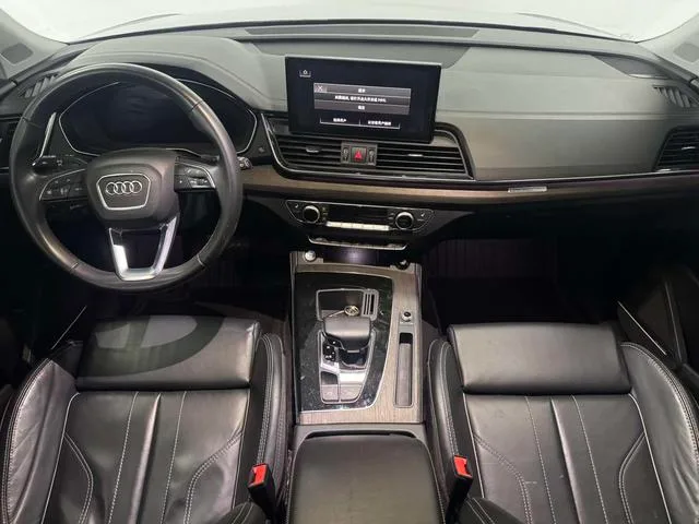 Audi Q5L 2022 Restyling 45T Choose dynamic type interior photo 7 Audi Q5L 2022 Restyling 45T Choose dynamic type interior photo 7