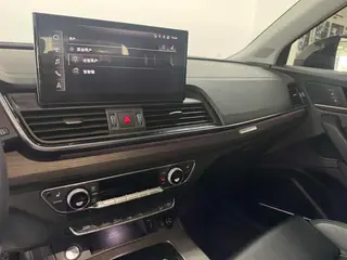 Audi Q5L 2022 Restyling 45T Choose dynamic type interior photo 10 Audi Q5L 2022 Restyling 45T Choose dynamic type interior photo 10