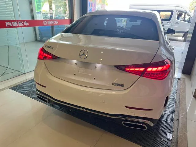 Mercedes-Benz C-Class 2024 C 260 L Sports version exterior photo 3 Mercedes-Benz C-Class 2024 C 260 L Sports version exterior photo 3
