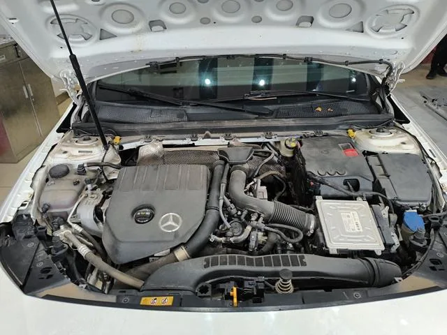 Mercedes-Benz A-Class 2022 Mise à jour A 200 L Version dynamique de la voiture de sport intérieur photo 9 Mercedes-Benz A-Class 2022 Mise à jour A 200 L Version dynamique de la voiture de sport intérieur photo 9
