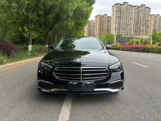 Mercedes-Benz E-Class 2023 E 260 L Coche exterior foto 2 Mercedes-Benz E-Class 2023 E 260 L Coche exterior foto 2