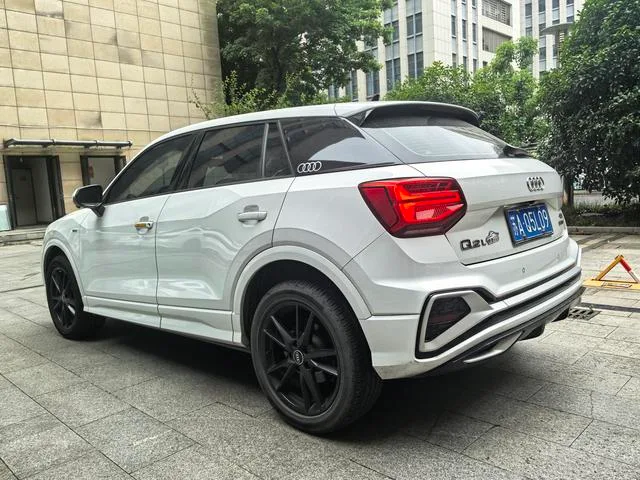 Audi Q2L 2022 35 TFSI Tipo dinámico agresivo interior foto 7 Audi Q2L 2022 35 TFSI Tipo dinámico agresivo interior foto 7